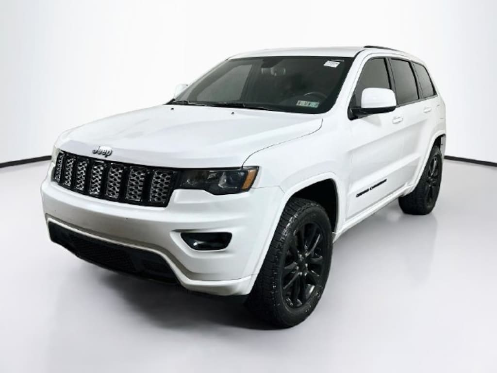 Used 2018 Jeep Grand Cherokee Altitude SUV
