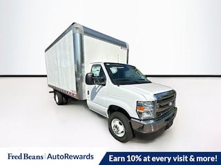 2027 Ford E-450 Cutaway Base Truck