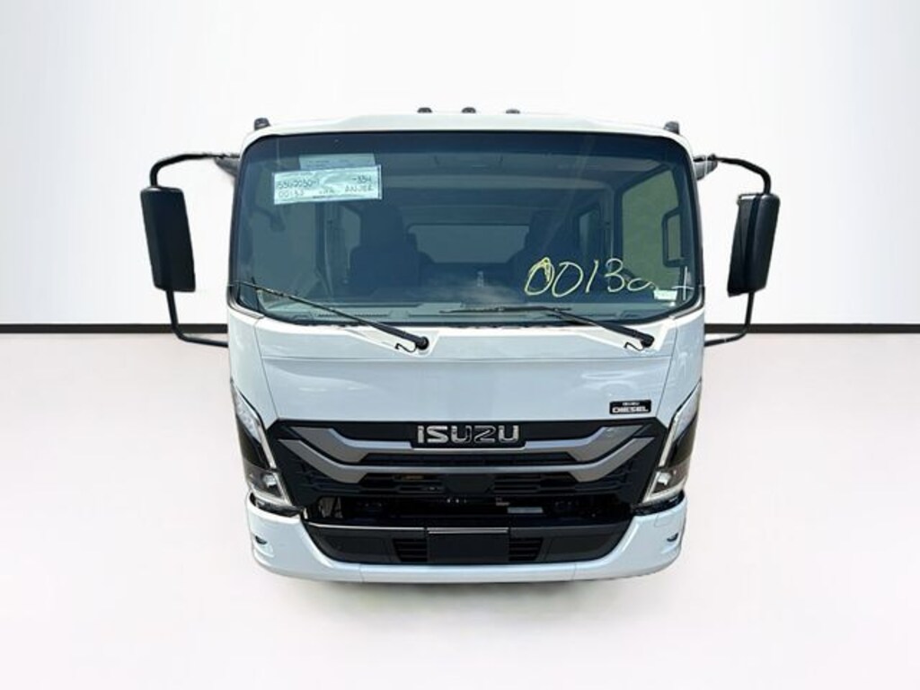 New 2027 Isuzu NPR