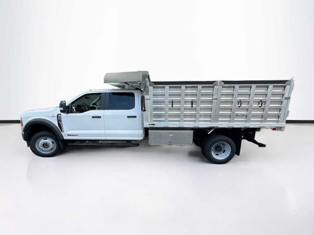 New 2026 Ford F-450 Chassis XL Truck Crew Cab