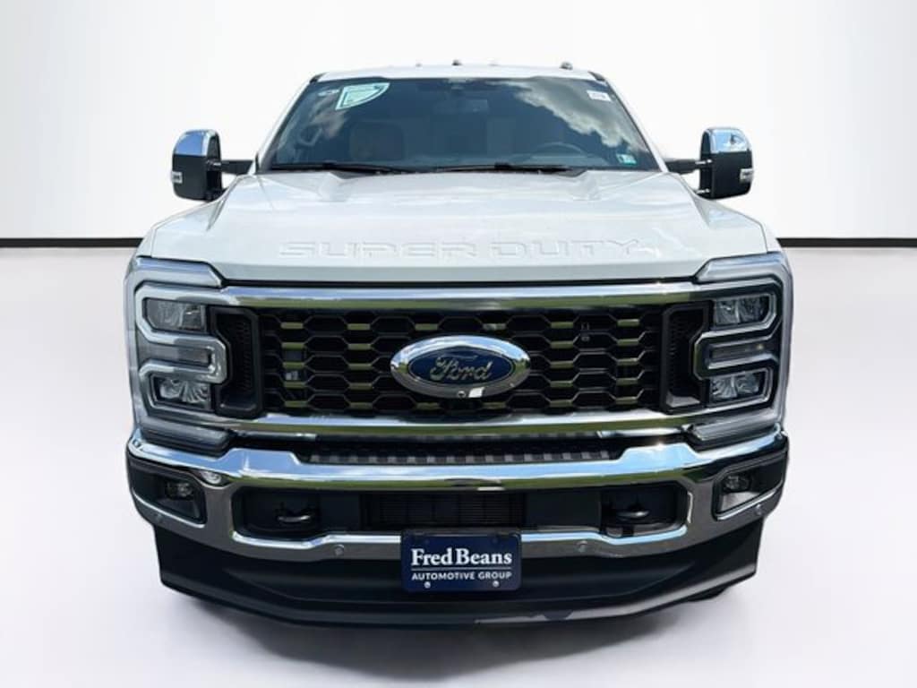 New 2026 Ford F-350 Lariat Truck Crew Cab