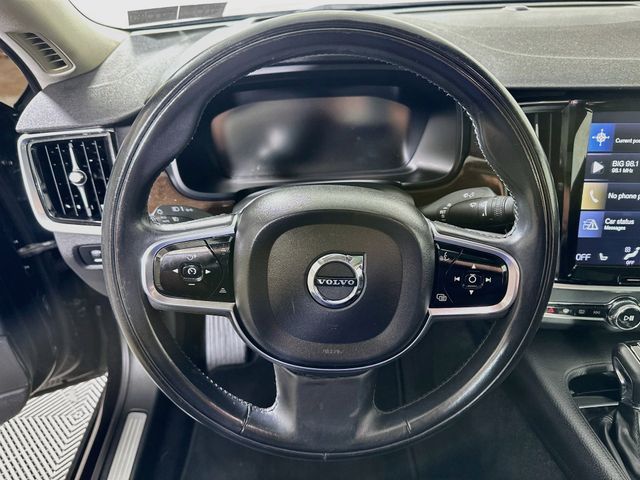 2019 Volvo S90 Momentum - Photo 13