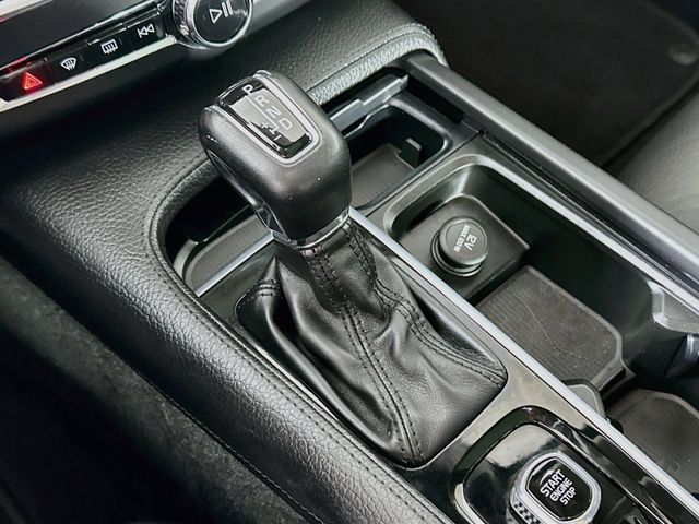 2019 Volvo S90 Momentum - Photo 21