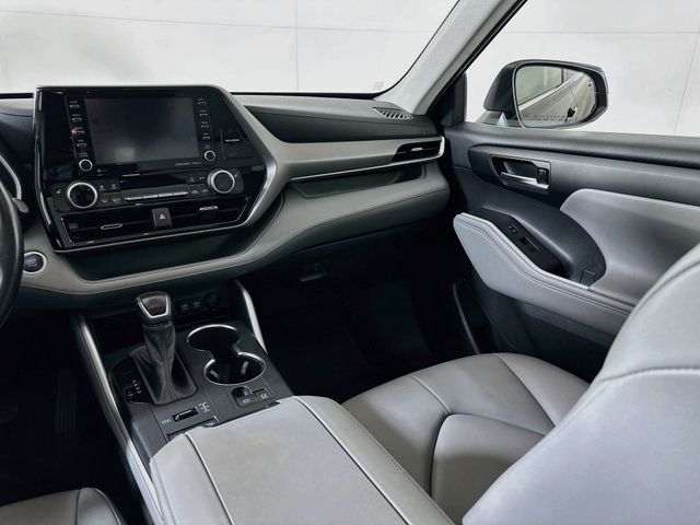 2021 Toyota Highlander XLE - Photo 27
