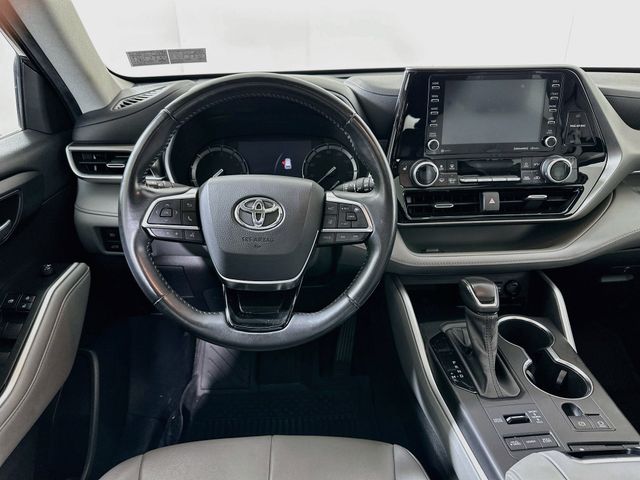2021 Toyota Highlander XLE - Photo 26