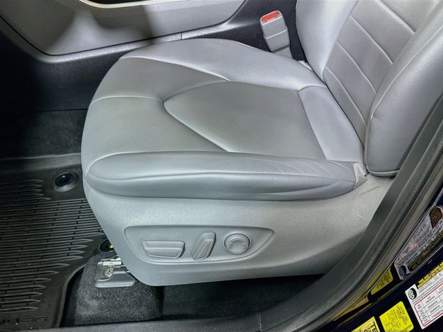 2021 Toyota Highlander XLE - Photo 22