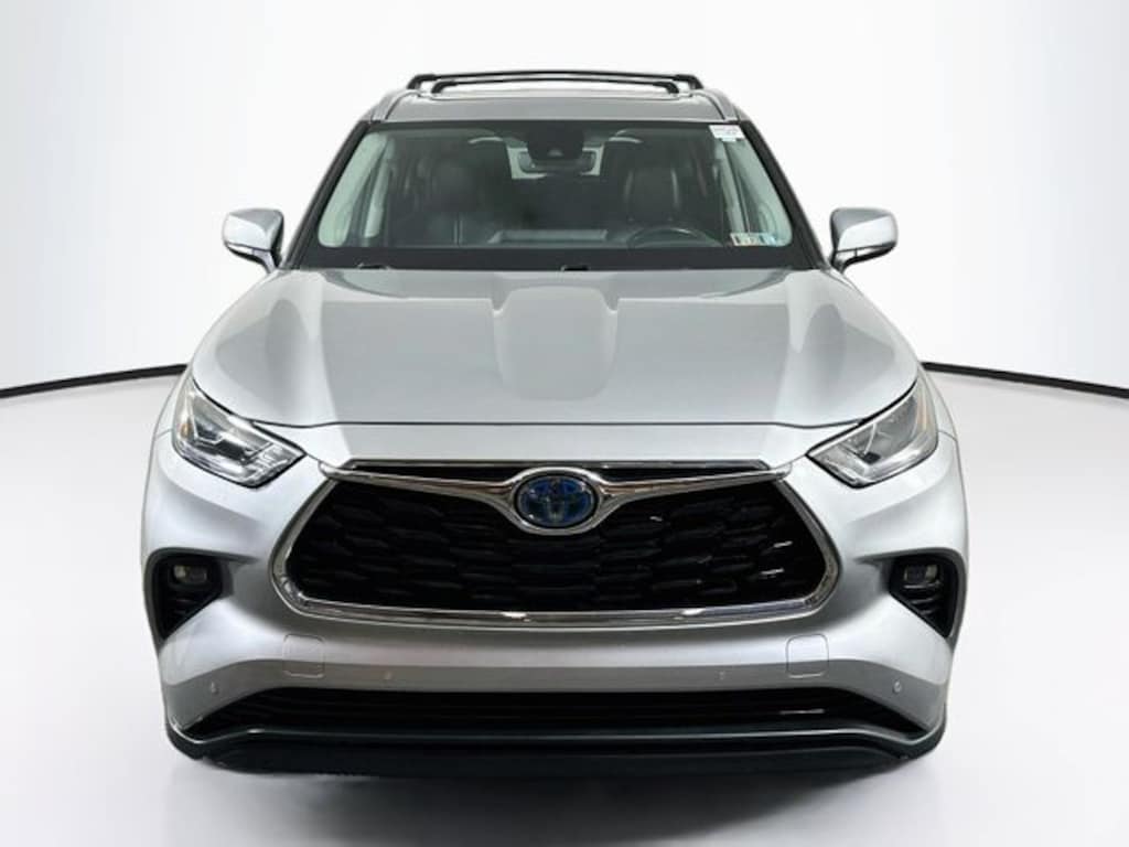 Used 2023 Toyota Highlander Hybrid Limited SUV