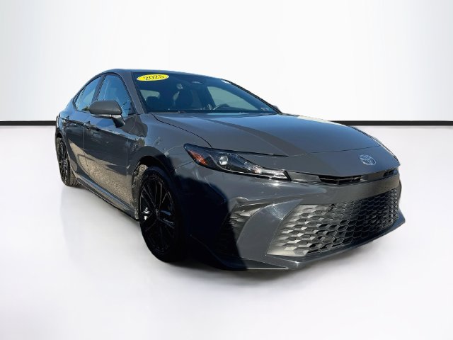 Used 2025 Toyota Camry SE Sedan