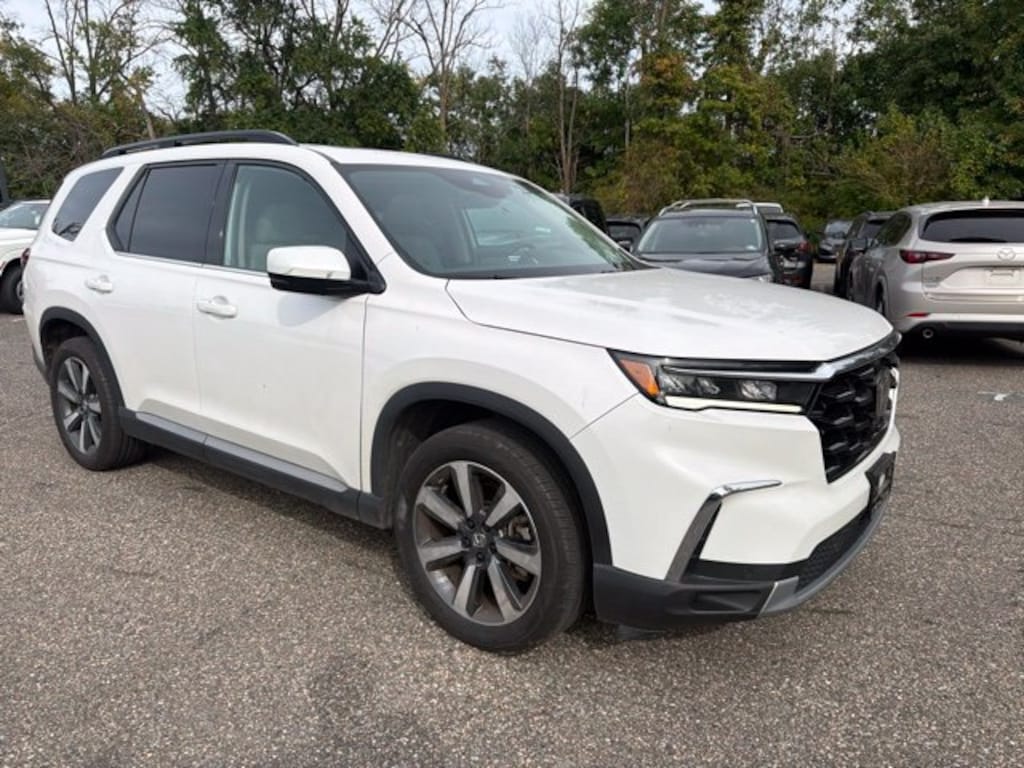 Used 2024 Honda Pilot Touring SUV