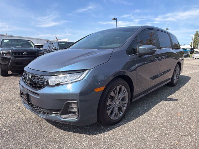 Used 2025 Honda Odyssey Touring Minivan/Van