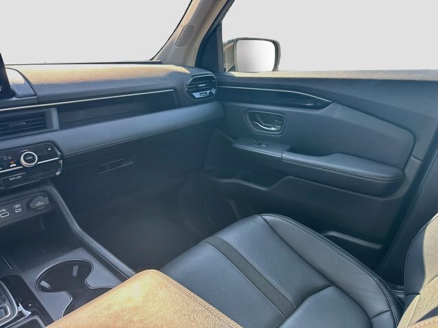 2023 Honda Pilot EX-L - Photo 24
