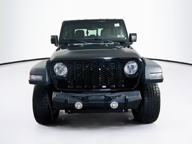 Used 2020 Jeep Gladiator Sport Truck