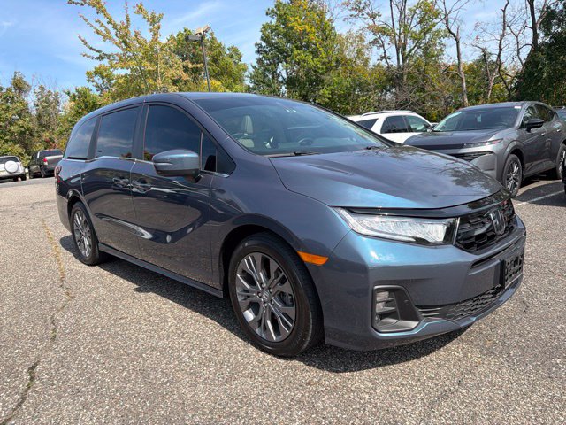 Used 2025 Honda Odyssey Touring Minivan/Van