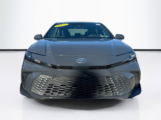 Used 2025 Toyota Camry SE Sedan