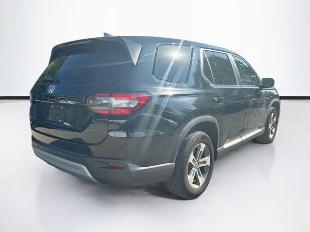 2023 Honda Pilot EX-L - Photo 9