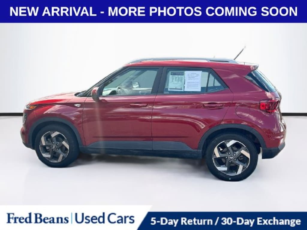 Used 2023 Hyundai Venue SEL SUV