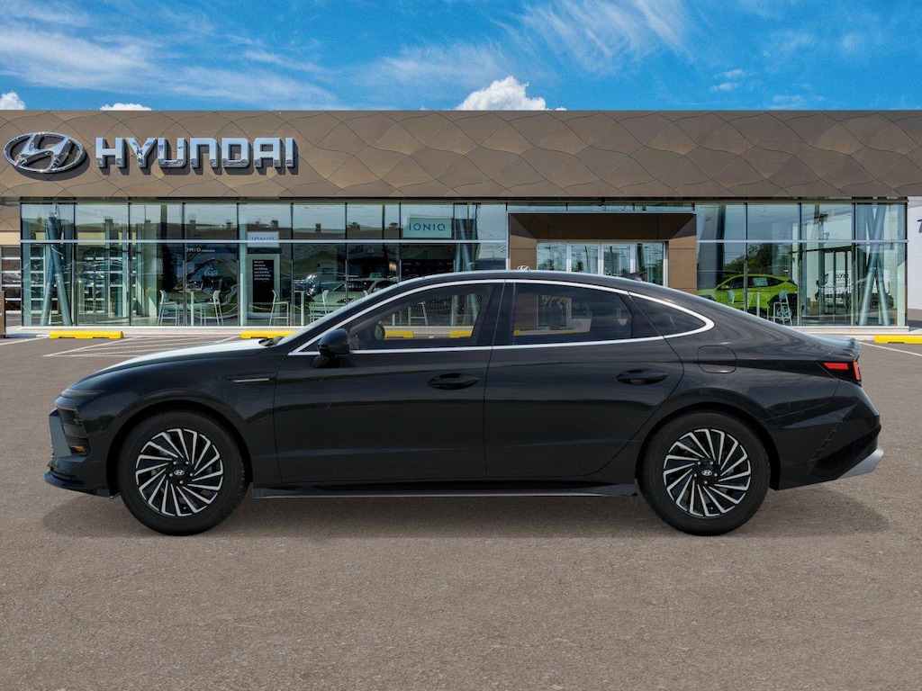 New 2026 Hyundai Sonata Hybrid SEL Sedan