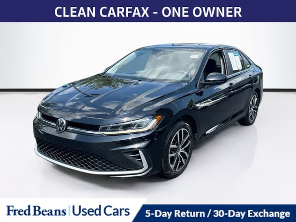 Used 2025 Volkswagen Jetta 1.5T SE Sedan