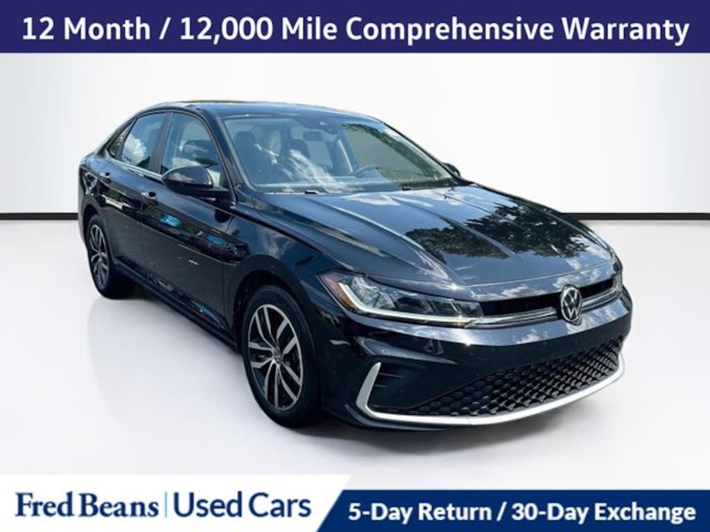 Used 2025 Volkswagen Jetta 1.5T SE Sedan