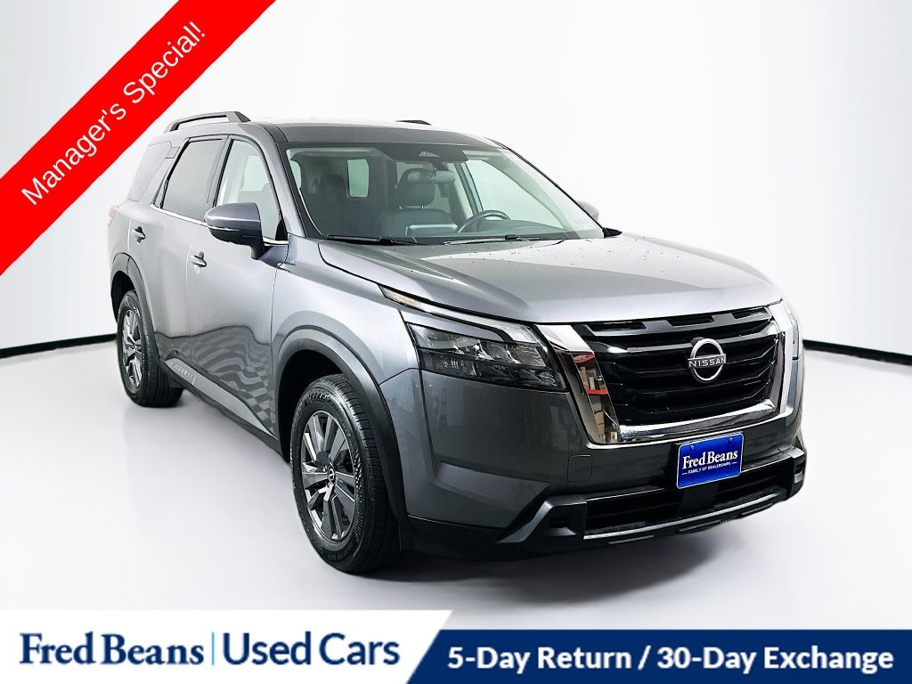 Used 2024 Nissan Pathfinder SV SUV