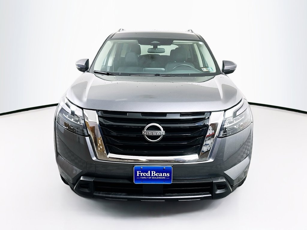 Used 2024 Nissan Pathfinder SV SUV