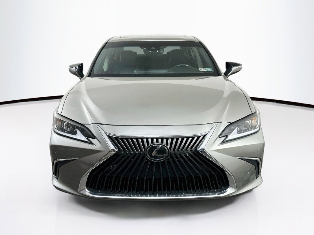 Used 2021 Lexus ES 250 Sedan