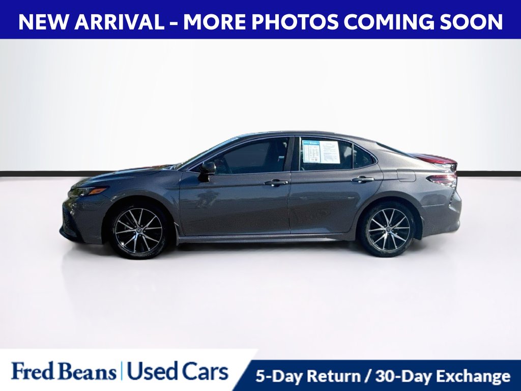 Used 2024 Toyota Camry SE Sedan
