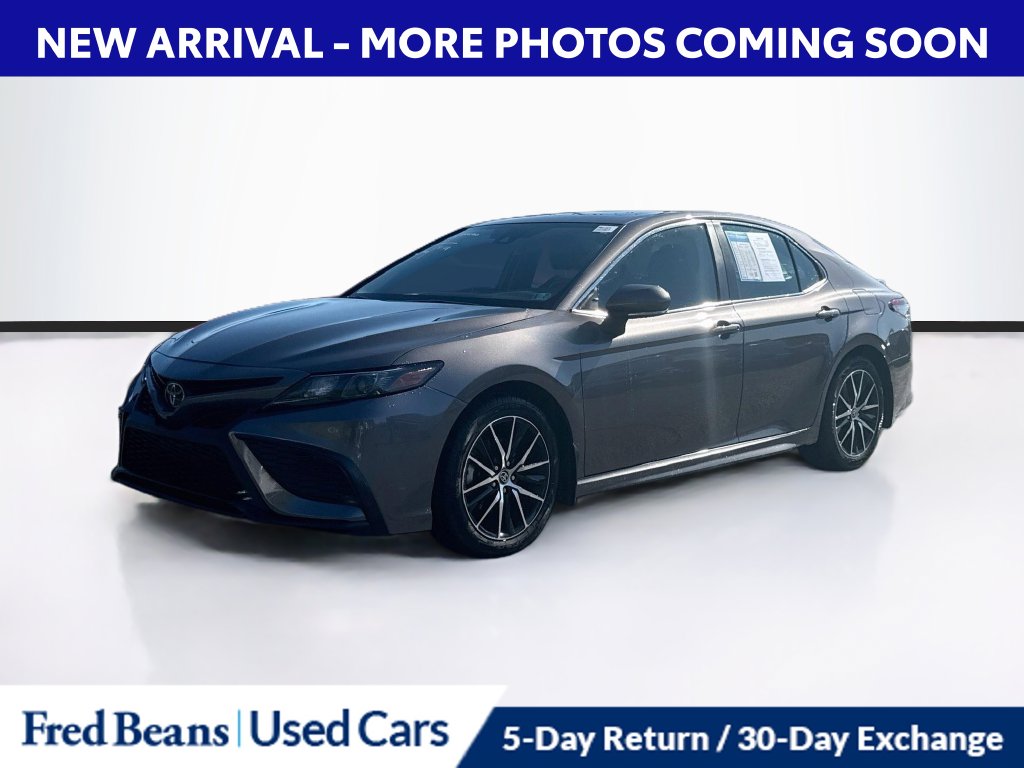 Used 2024 Toyota Camry SE Sedan