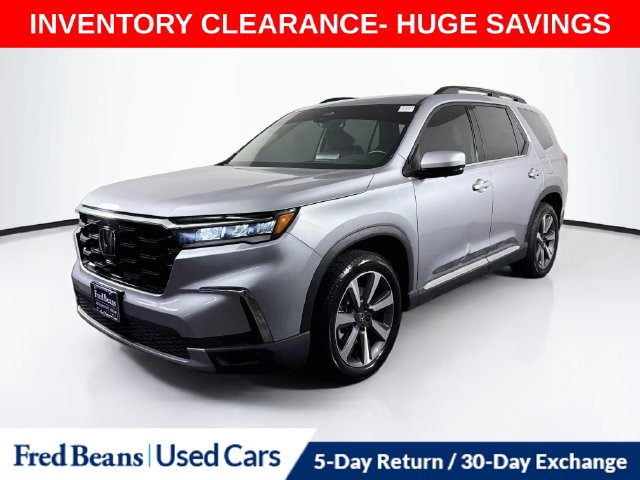 Used 2025 Honda Pilot Elite SUV