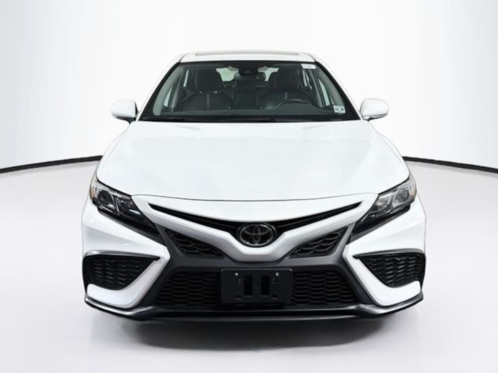 Used 2024 Toyota Camry SE Sedan