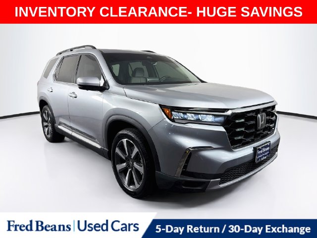 Used 2025 Honda Pilot Elite SUV