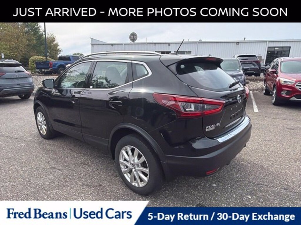 Used 2022 Nissan Rogue Sport SV SUV