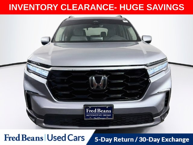 Used 2025 Honda Pilot Elite SUV