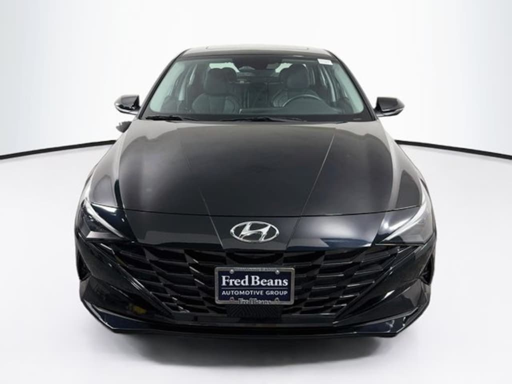 Used 2023 Hyundai Elantra Limited Sedan
