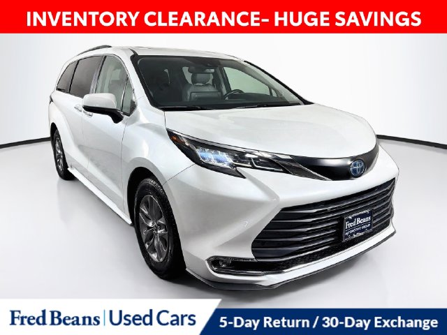 2022 Toyota Sienna XLE