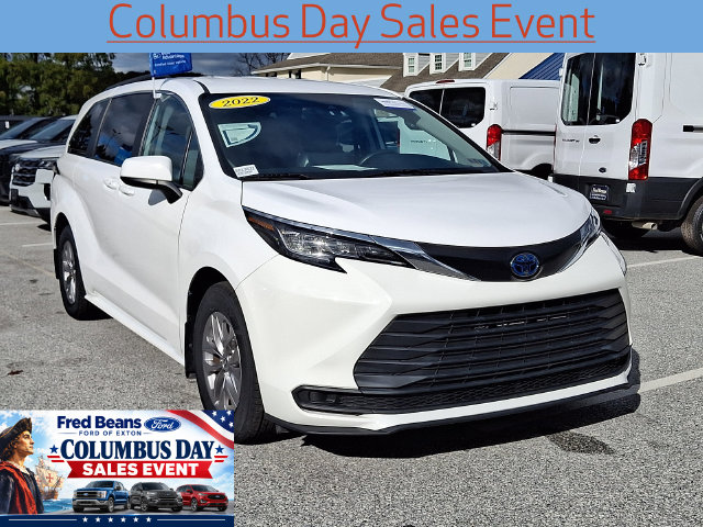 Used 2022 Toyota Sienna LE Van Passenger Van