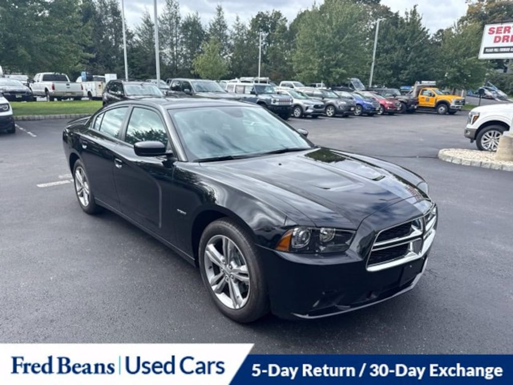 Used 2014 Dodge Charger Sedan