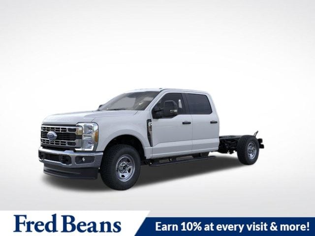 2026 Ford F-350 Chassis TRUCK 