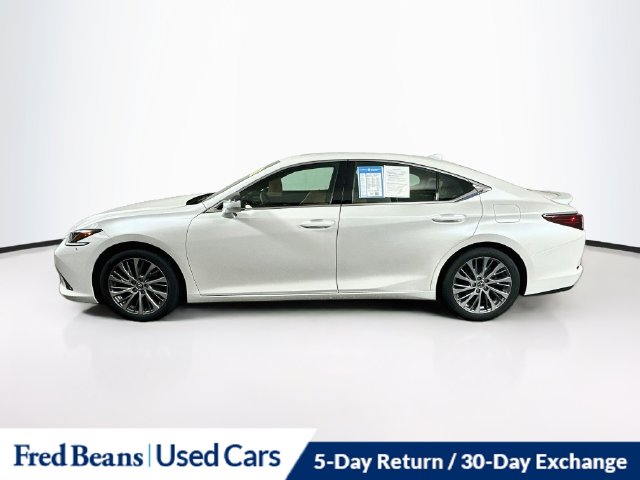 Used 2021 Lexus ES 350 Sedan