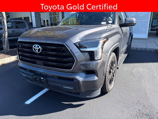 2024 Toyota Sequoia SR5 - Photo 17