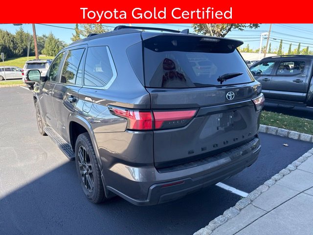 2024 Toyota Sequoia SR5 - Photo 11