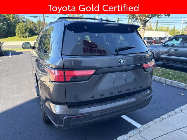 2024 Toyota Sequoia SR5 - Photo 10