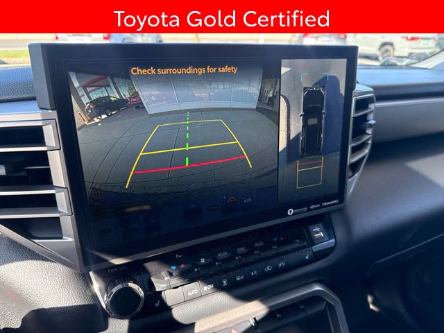 2024 Toyota Sequoia SR5 - Photo 24