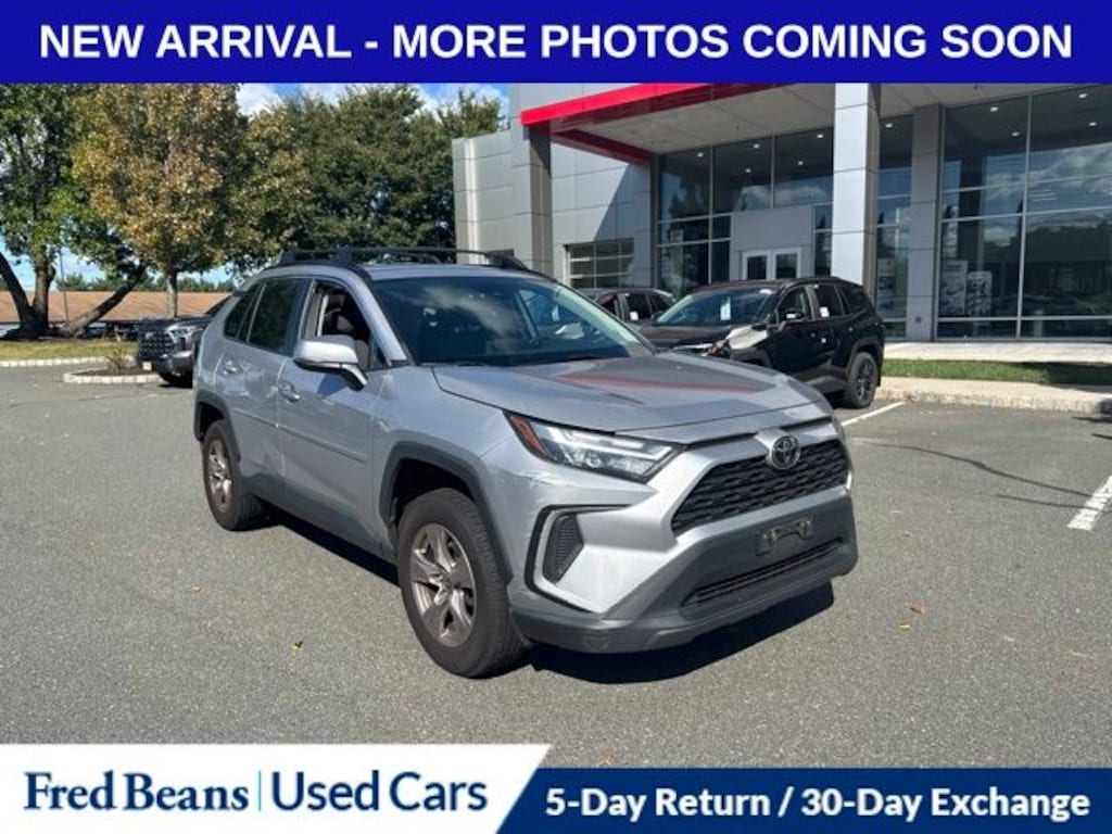 Used 2022 Toyota RAV4 XLE SUV