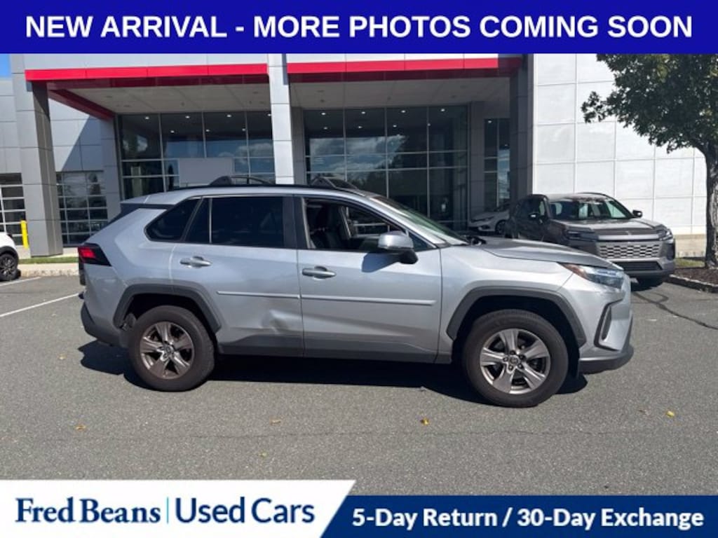 Used 2022 Toyota RAV4 XLE SUV