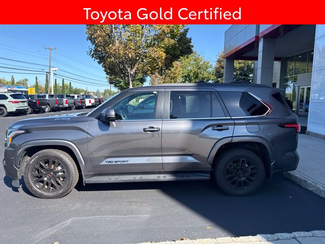 2024 Toyota Sequoia SR5 - Photo 14