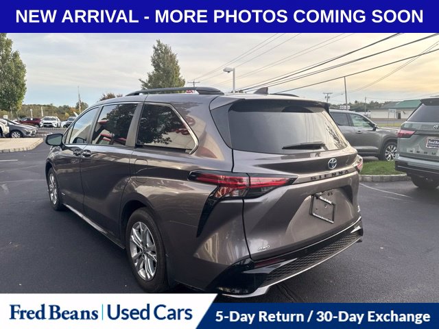 Used 2021 Toyota Sienna XSE Minivan/Van
