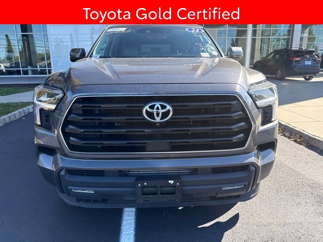 2024 Toyota Sequoia SR5 - Photo 18
