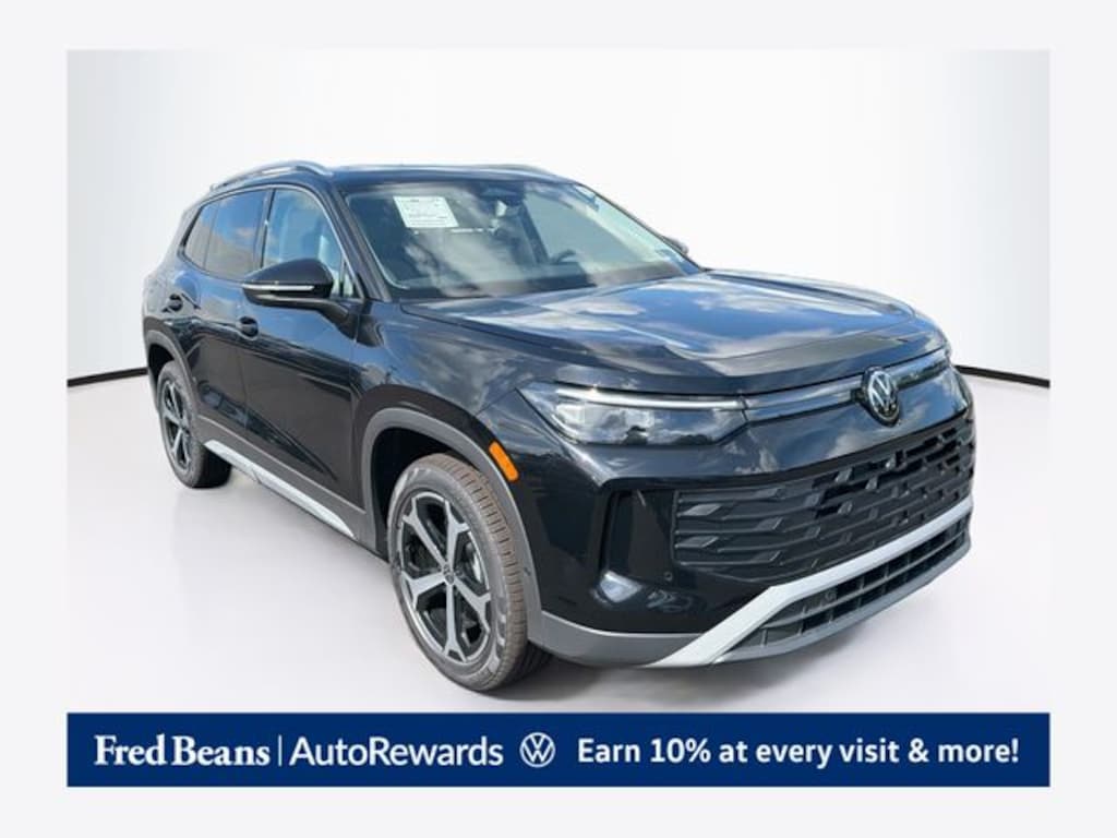 New 2026 Volkswagen Tiguan SE SUV