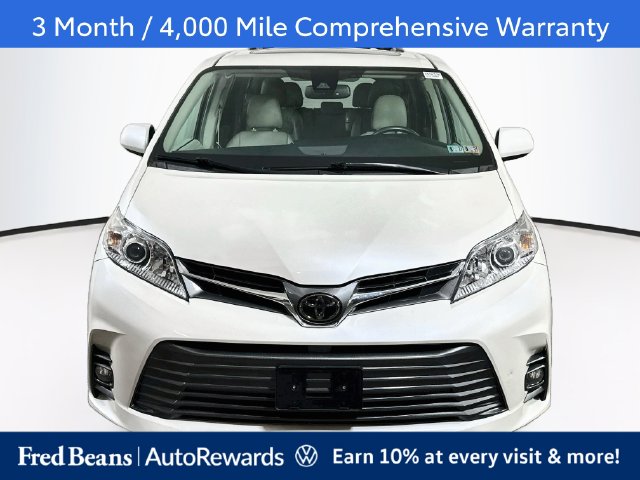 Used 2018 Toyota Sienna XLE Premium Van Passenger Van